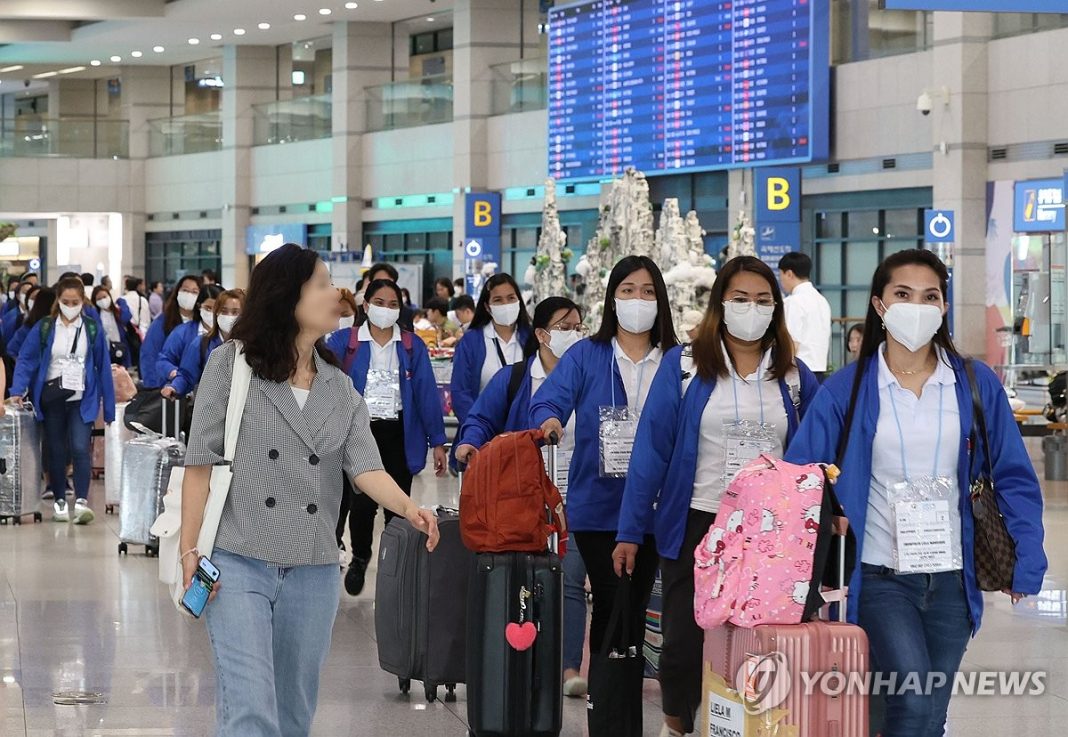 2 Philippine domestic helpers absent from work without permission after Chuseok holiday