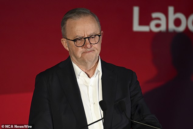 El primer ministro Anthony Albanese estará preocupado por las últimas encuestas, que muestran que la suerte de su gobierno sigue decayendo.