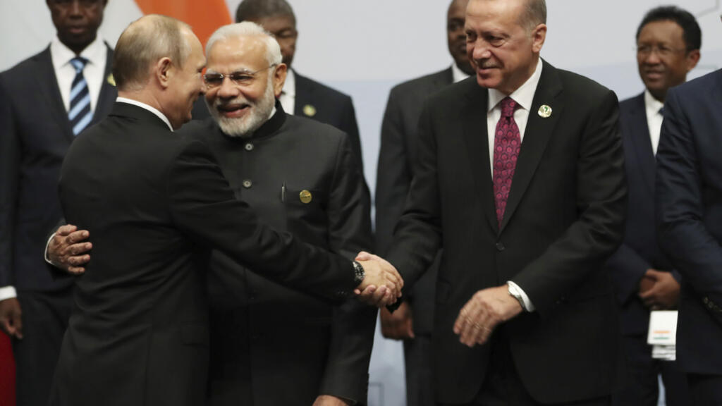 El 'acto de equilibrio' de Turquía con su candidatura a los BRICS genera inquietud en la OTAN
