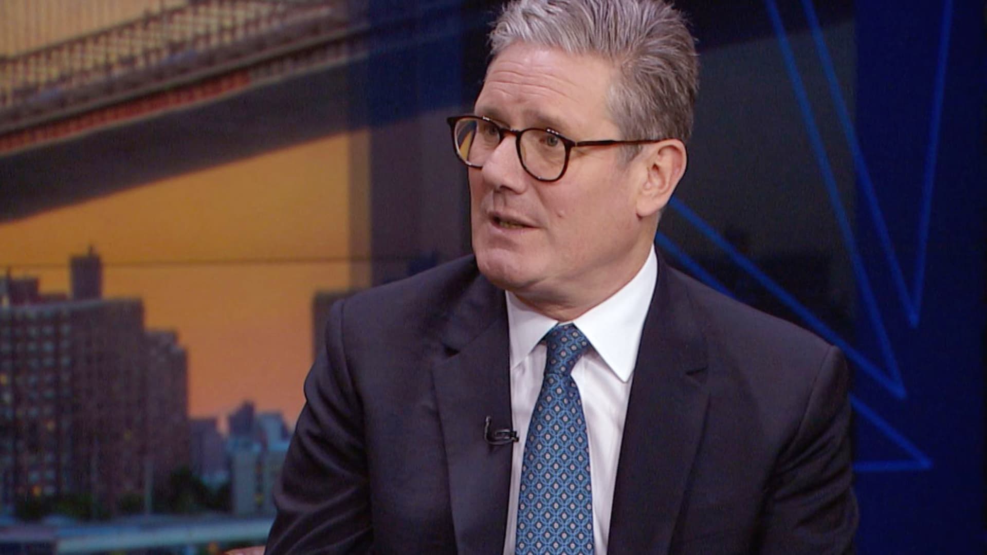 El primer ministro británico, Keir Starmer, promociona una agenda proempresarial mientras corteja a los principales directores ejecutivos de Wall Street
