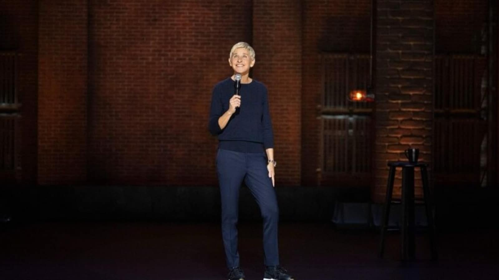 Ellen DeGeneres reflexiona sobre sus tres diagnósticos en especial de Netflix en medio de la investigación de Diddy: 'Podría desintegrarme en la ducha'
