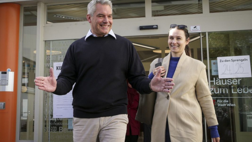 En marcha la votación en las elecciones parlamentarias de Austria
