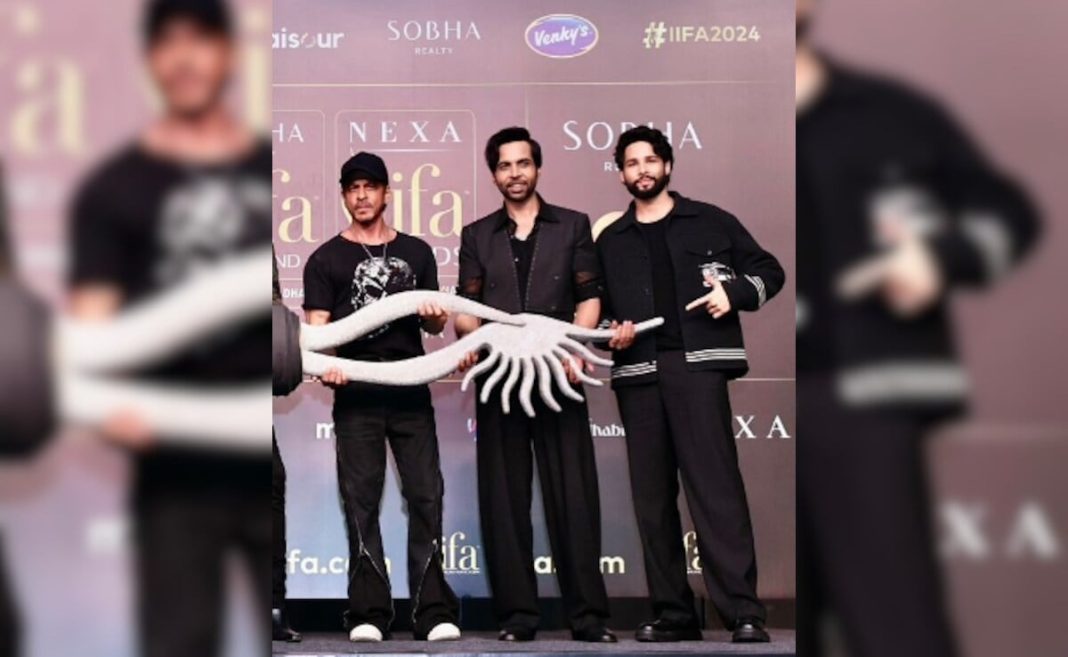 IIFA 2024: Esto es lo que Shah Rukh Khan le susurró a Abhishek Banerjee
