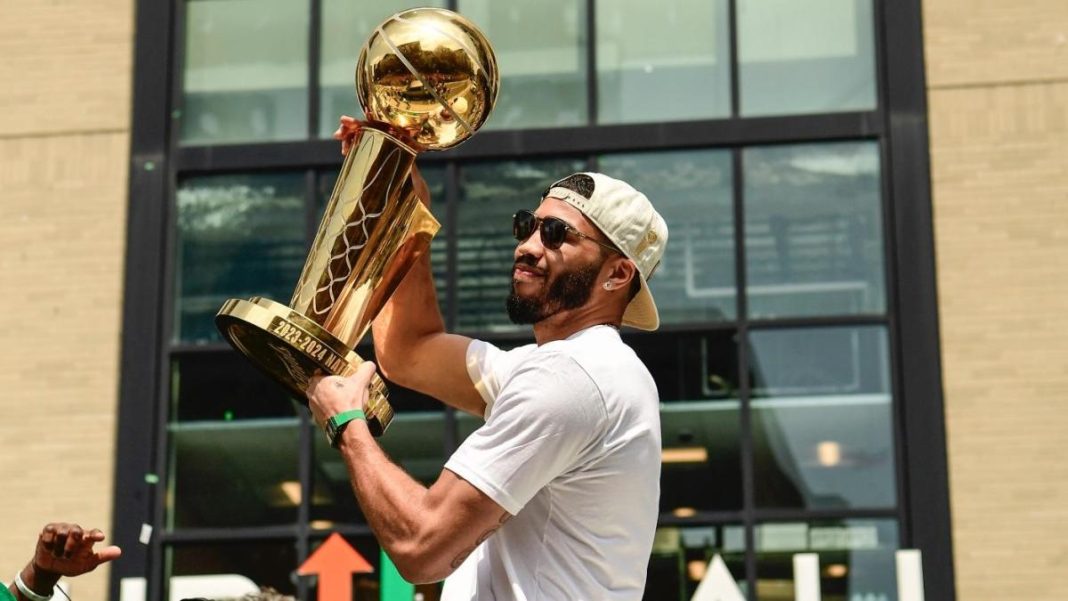 Jayson Tatum, de los Celtics, hace una predicción sobre las Finales de la NBA de 2025 y dice que Boston intentará repetir ante un rival conocido
