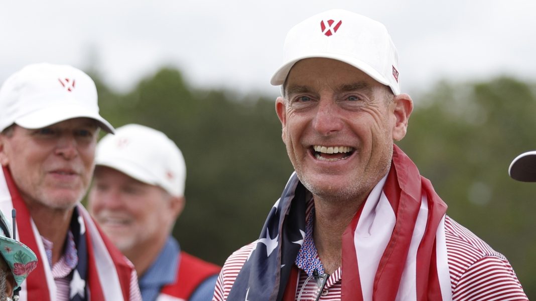 Jim Furyk y Mike Weir listos para la presión de la Copa Presidentes
