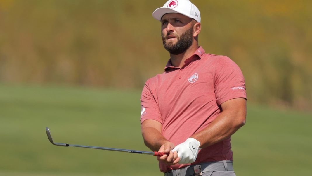 Jon Rahm anotó 64 y tomó ventaja de un golpe en el LIV Chicago
