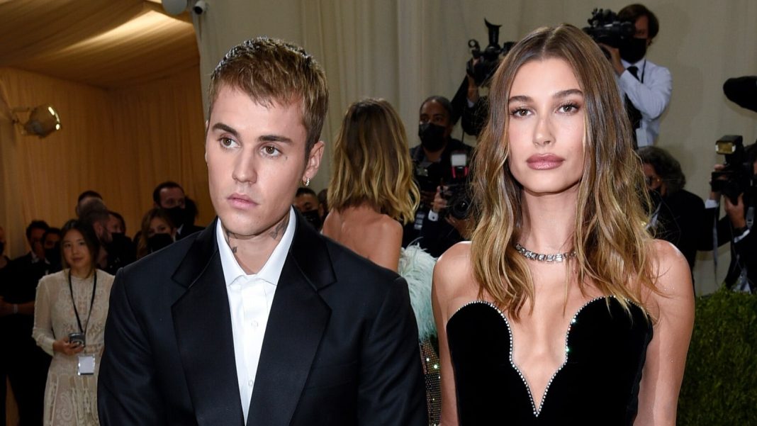 Justin Bieber y Hailey Bieber están 'aún más enamorados' tras dar a luz a un niño: fuente
