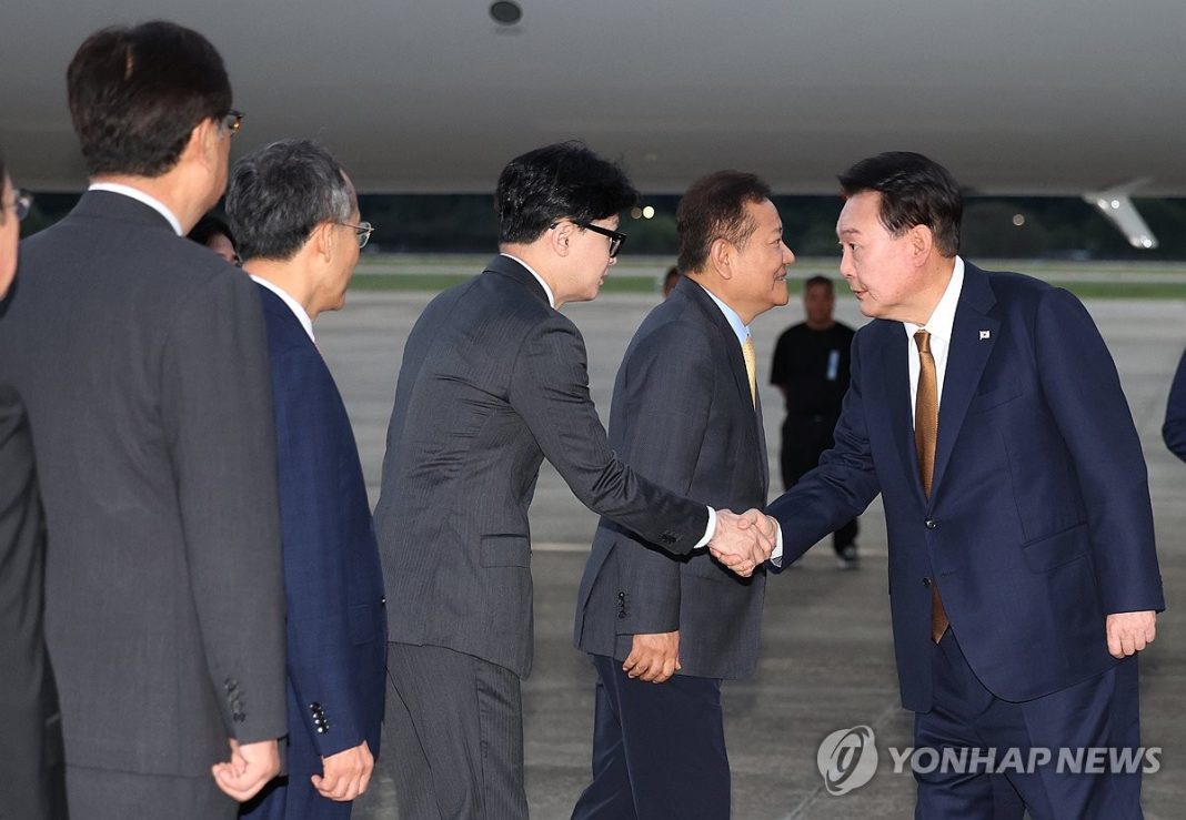 (LEAD) Presidential office rejects possibility of Yoon's solo meeting with PPP leader this week