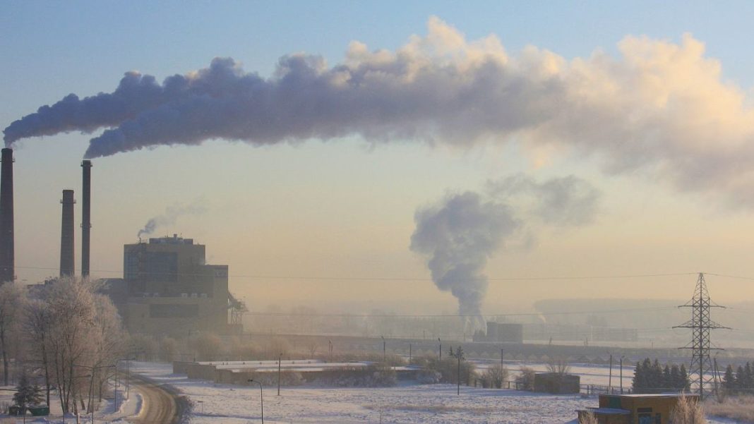 La Comisión advierte de que los países de la UE se quedan atrás en la reducción de las emisiones de carbono 
