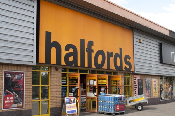 Las tiendas independientes ignoran la oferta de Halfords para el mercado de bicicletas premium
