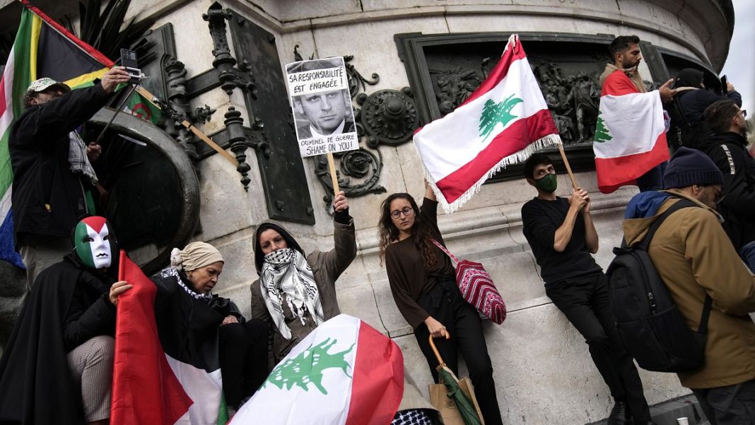 Manifestantes de París exigen el fin de los ataques israelíes contra el Líbano
