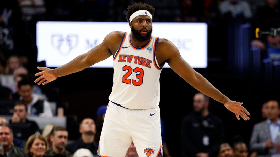 Mitchell Robinson de los Knicks se perderá el inicio de la temporada de la NBA debido a que se retrasa el cronograma de recuperación, según un informe
