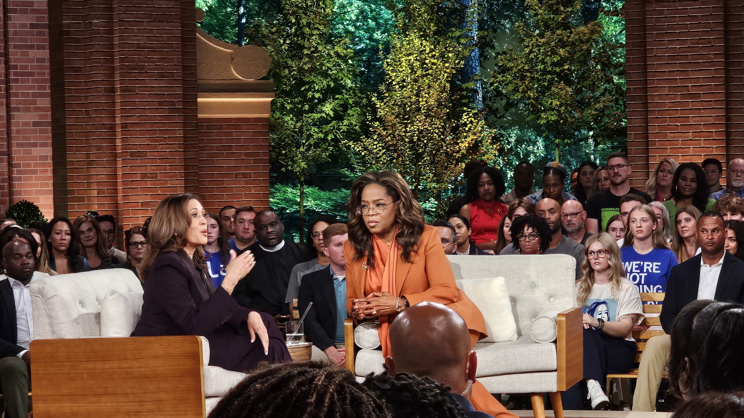 Oprah Winfrey y la vicepresidenta Kamala Harris piden unidad durante manifestación en Michigan - The Michigan Chronicle
