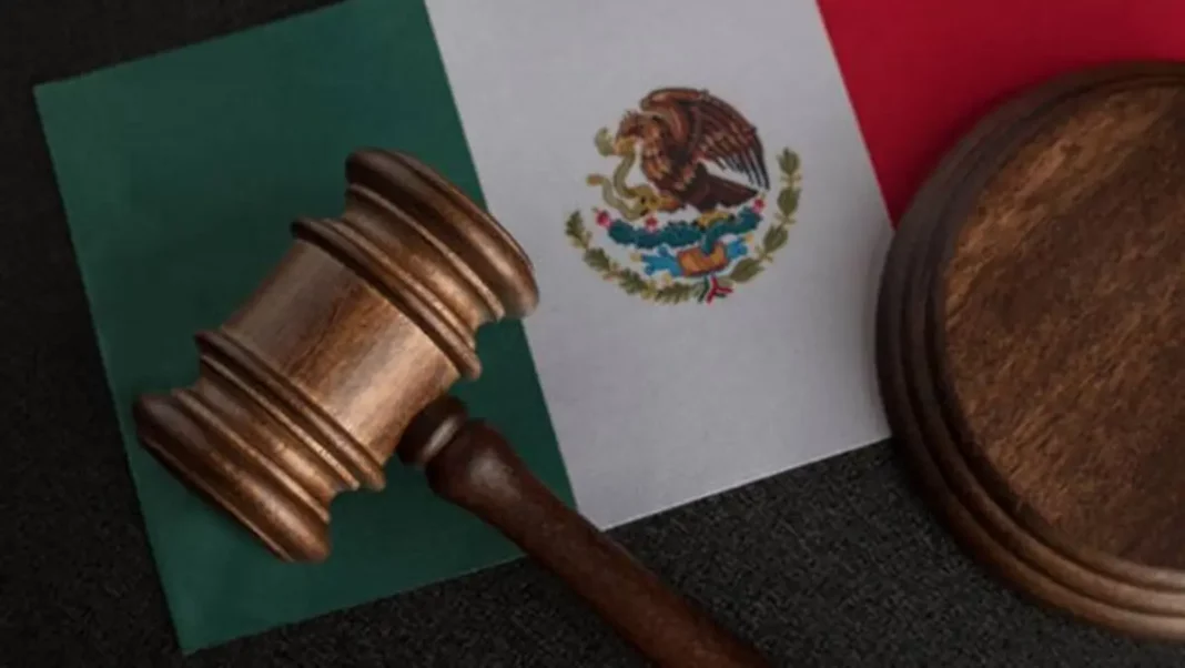 Presidente mexicano defiende reforma judicial ante protestas de sectores del Poder Judicial - teleSUR
