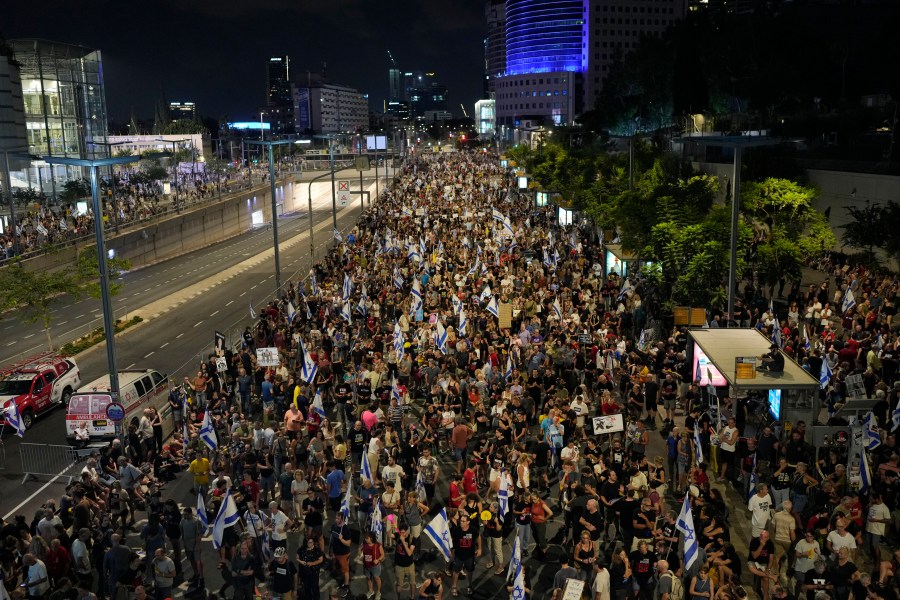 Se prevén protestas y una gran huelga de trabajadores en Israel tras más muertes de rehenes en Gaza
