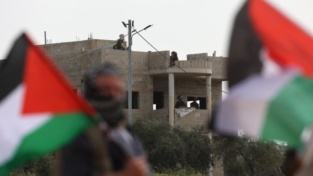 Soldados israelíes matan a tiros a una mujer turco-estadounidense durante una protesta en Cisjordania
