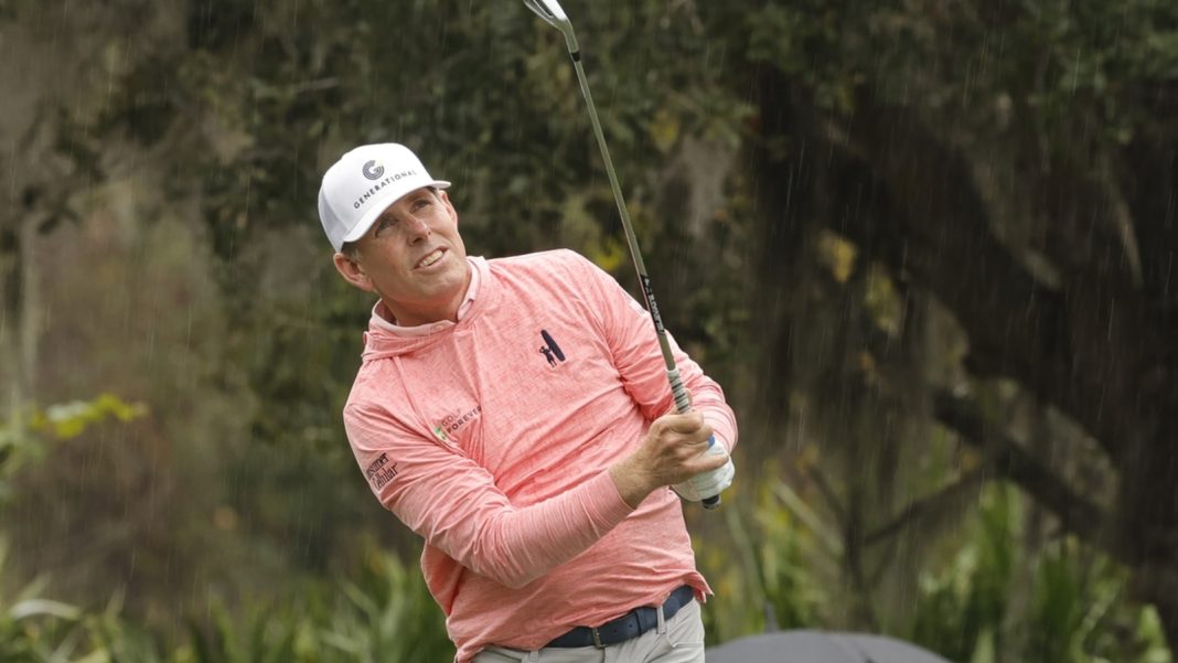 Steven Alker, Paul Goydos y Justin Leonard comparten el liderazgo de PURE Insurance
