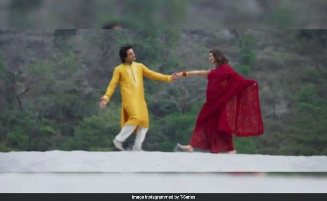 <i>Vídeo de Vicky Vidya Ka Woh Wala</i> Canción <i>Tum Jo Mile Ho</i> Teaser: El romance de la vieja escuela de Rajkummar Rao y Triptii Dimri
