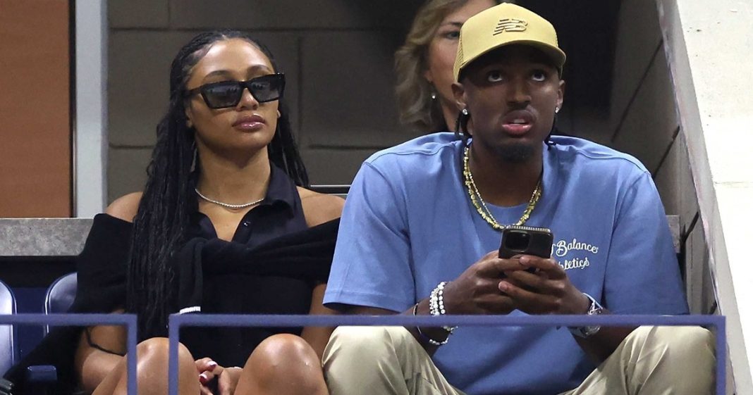 ¿Con quién está saliendo Tyrese Maxey? Explicación de su novia y su historia de relación
