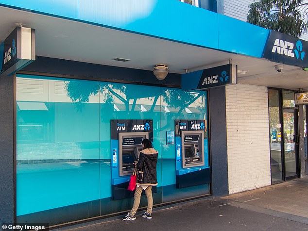 ANZ se ha convertido en el último de los cuatro grandes bancos en recortar las tasas hipotecarias fijas