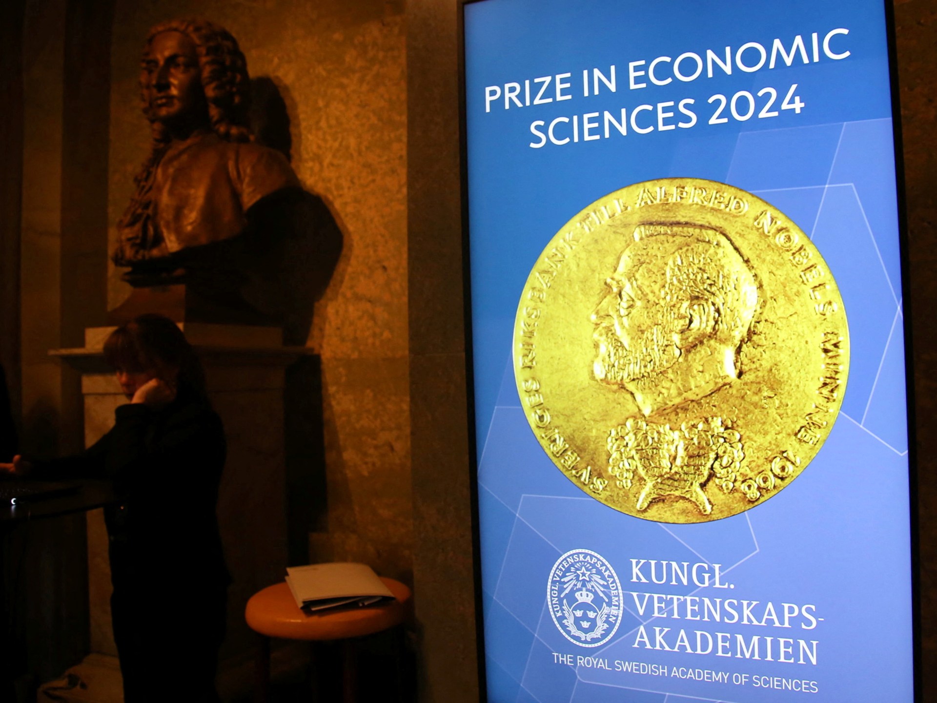 Acemoglu, Johnson y Robinson ganan el Nobel de Economía 2024
