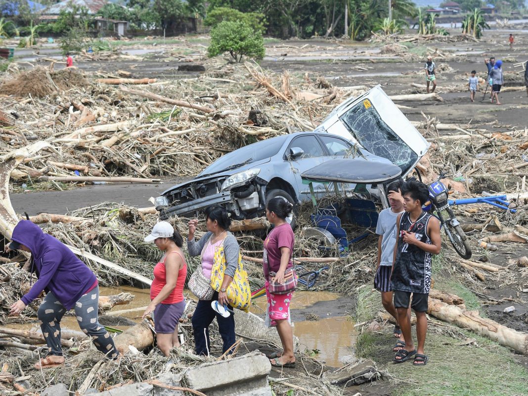 Al menos 76 muertos mientras la tormenta tropical Trami azota Filipinas
