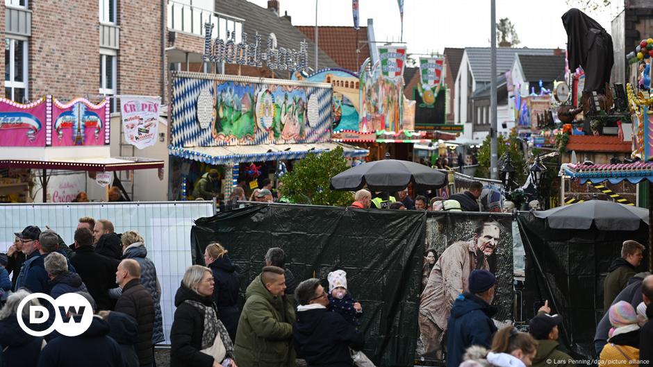 Alemania: 11 heridos al incendiarse un viaje en tren fantasma
