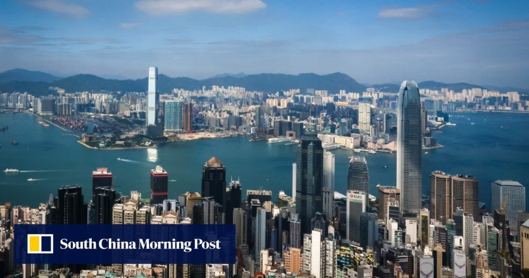 Beijing insinúa planes para impulsar la economía de Hong Kong una semana antes del discurso político
