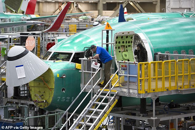 Boeing anunció que planea recortar el 10 por ciento de su fuerza laboral, ya que proyectó una gran pérdida en el tercer trimestre a raíz de una huelga de maquinistas en la región de Seattle.