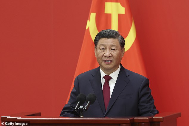 El presidente Xi Jinping continúa intensificando la invasión de su dictadura en la vida privada de las personas mientras intensifica su campaña contra los espías extranjeros.