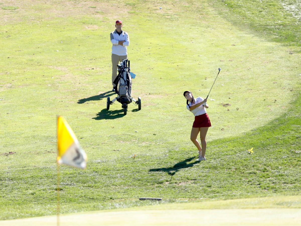 Con destino al estado: Downing lleva a los golfistas de Dover al título de distrito
