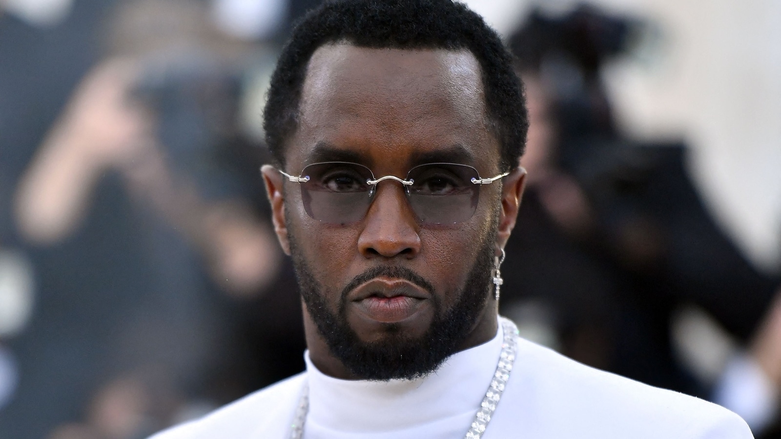 Diddy violó a aspirantes a artistas menores de edad durante las audiciones, incluido un niño de 10 años, según nuevas demandas repugnantes
