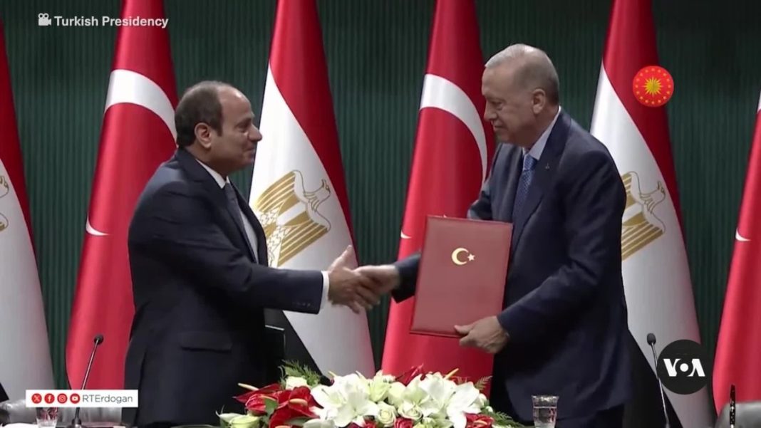 El acercamiento entre Turquía y Egipto tiene como objetivo aliviar las tensiones en Libia
