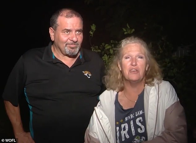 Basil y Laura Yorio evacuaron su casa en Palm Bay, Florida, antes de que el huracán tocara tierra el miércoles.