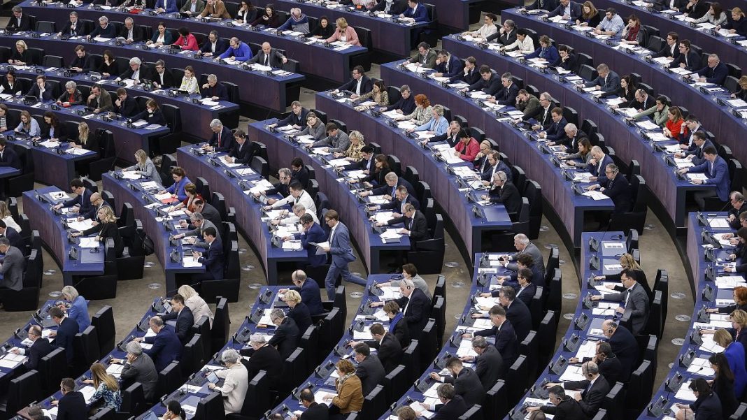 El comité jurídico del Parlamento Europeo busca involucrarse en el grupo AI
