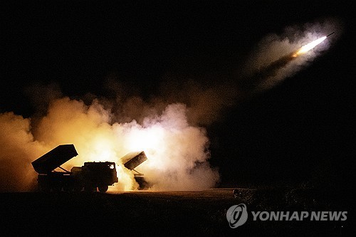 Army stages live-fire rocket artillery drills near border with N. Korea