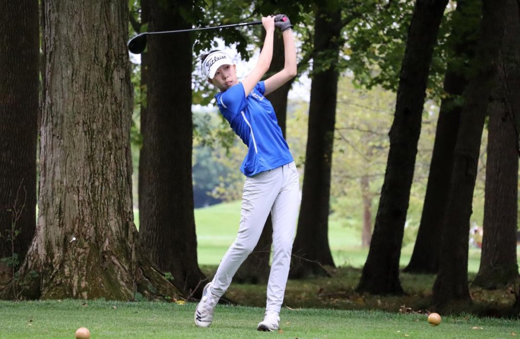 El estudiante de primer año hace historia en St. Pete's; Wynford y Crawford se quedan cortos en el golf del distrito
