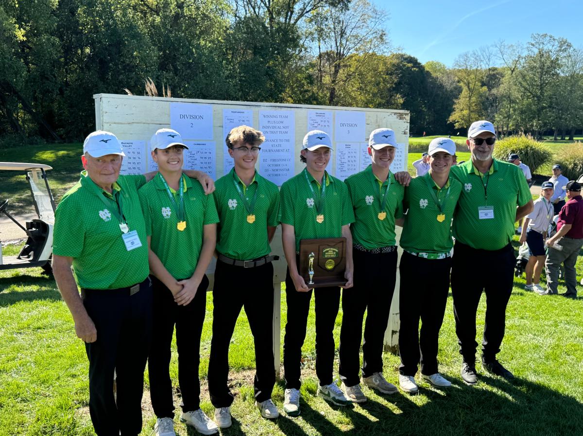 El golf masculino católico de Newark extiende el reinado del distrito de la División III y regresa al estado
