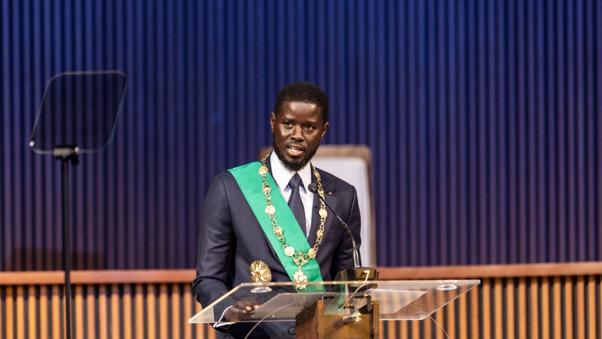 El presidente de Senegal lucha por el mandato en la carrera parlamentaria 
