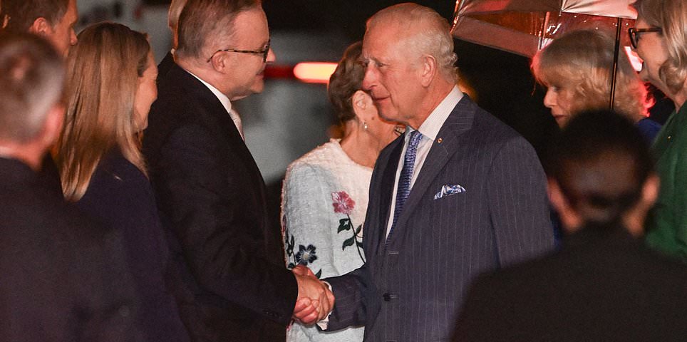 El rey Carlos visita Australia EN VIVO: Su Majestad y la reina Camilla asistirán al servicio religioso
