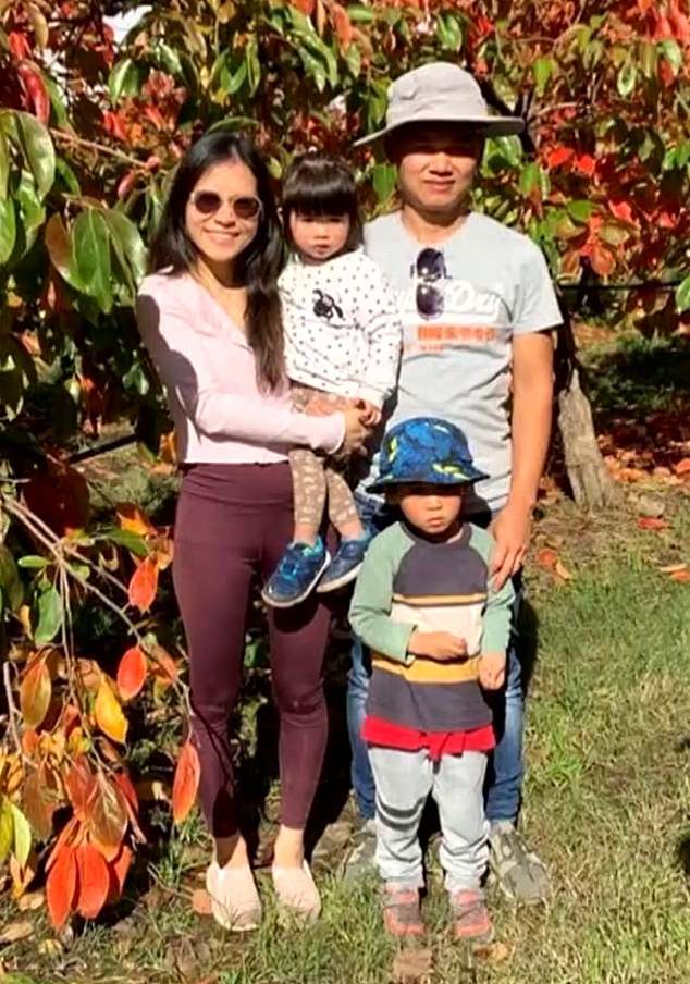 Haoi (en la foto de la izquierda), de 32 años, y sus dos hijos, Mitchell y Hazel Nguyen, se ahogaron el sábado.