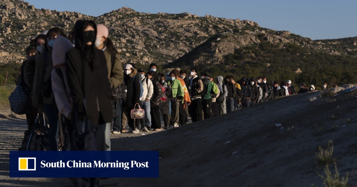 Estados Unidos envía un segundo vuelo de migrantes a China para su repatriación
