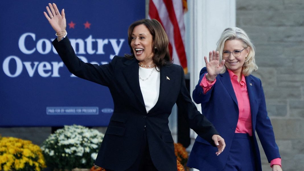 Harris hace campaña con Liz Cheney en un intento por ganarse a los republicanos escépticos de Trump
