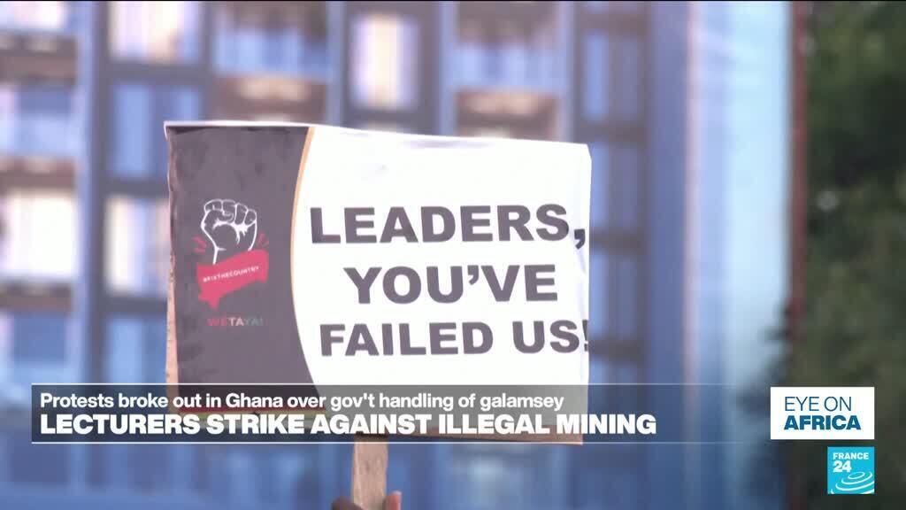 Huelga de profesores universitarios contra la minería ilegal en Ghana
