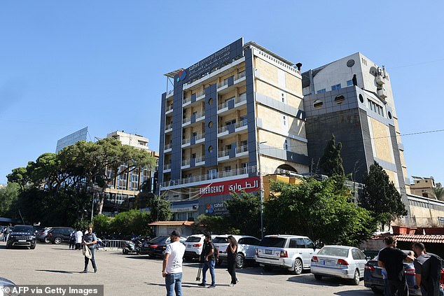 El hospital está situado en los suburbios del sur de la capital del Líbano, en una zona conocida por ser un bastión de Hezbolá.