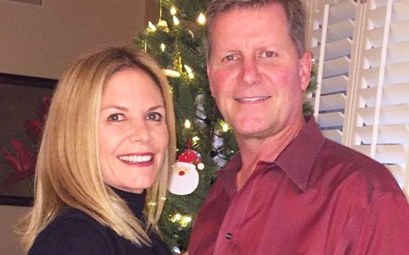 Kathy Colace confirma el divorcio de John Laurinaitis en medio de una demanda por trata de personas
