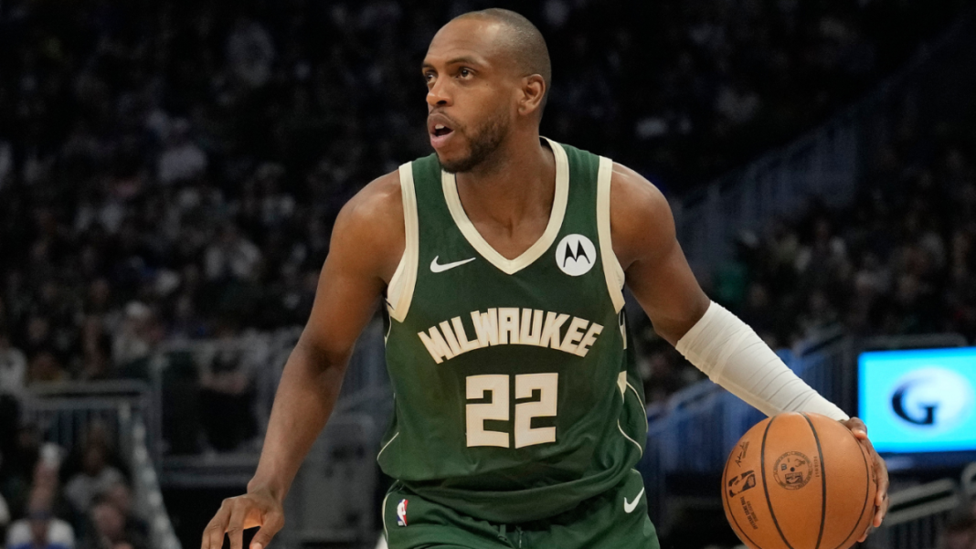 Khris Middleton de los Bucks se siente 