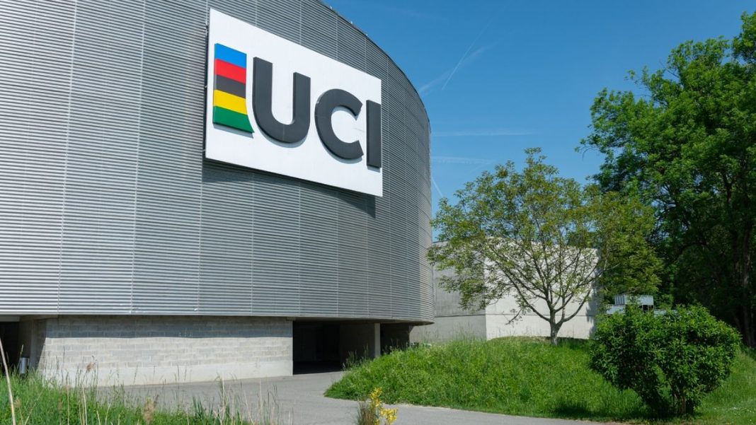 La UCI confirma que se inició una investigación sobre el 'cuadro no homologado' utilizado por Saint Piran
