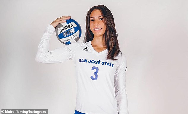 Fleming (en la foto), un estudiante de último año con camiseta roja en su tercera temporada en la plantilla de San Jose State, está en el centro de una demanda colectiva presentada contra la NCAA después de que se reveló que es un hombre biológico.