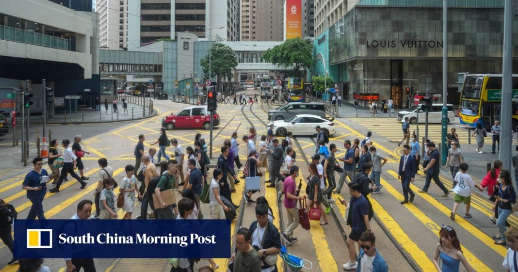 La campaña de talentos de Hong Kong se centrará en retener a 50.000 profesionales cada año
